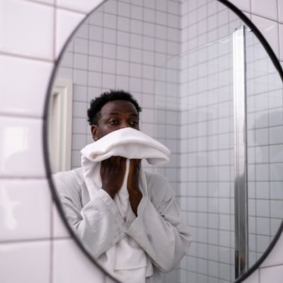 Men's White Bathrobe